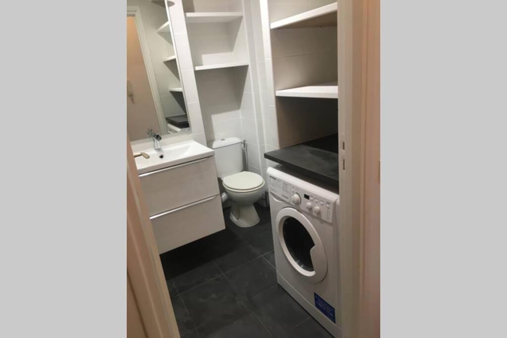 Studio Meuble Proche Plages Et Vieille Ville Antibes Zewnętrze zdjęcie